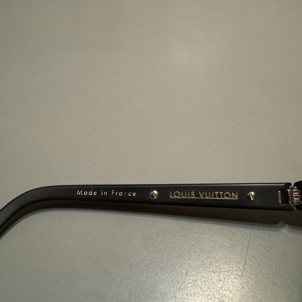 Louis Vuitton sunglasses z0843w931 - Picture 9 of 12